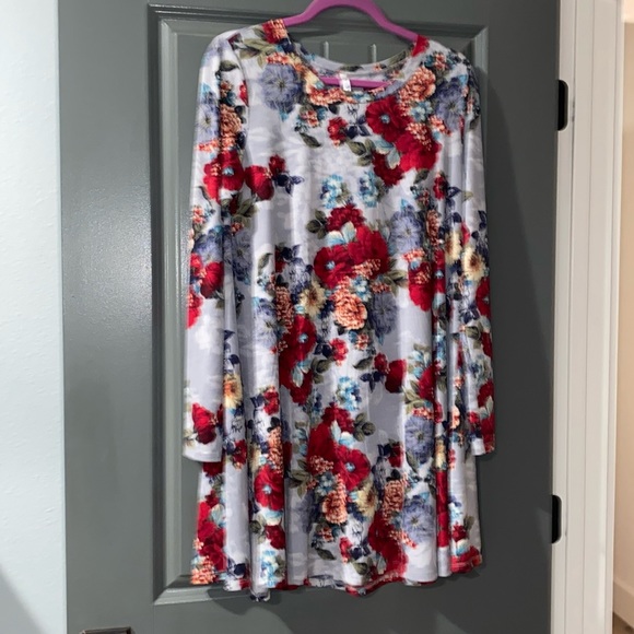 Flowered dress size M - Picture 1 of 5